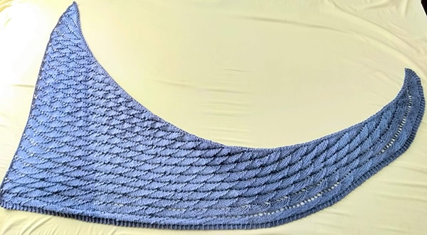 Overlapping Waves Shawl Knitting Pattern