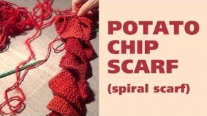 KNITTED POTATO CHIP SCARF